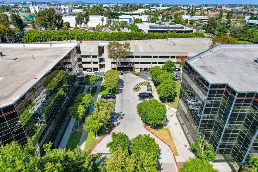 More Photos Of 1501 Hughes Way, Long Beach Office Residential For Lease