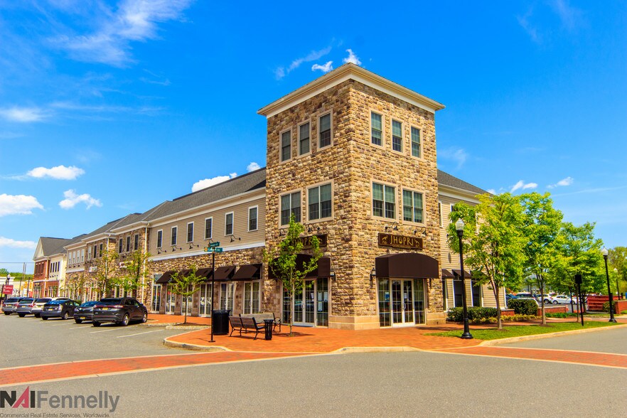 More Photos Of 3 Market St, Plainsboro Unknown For Lease