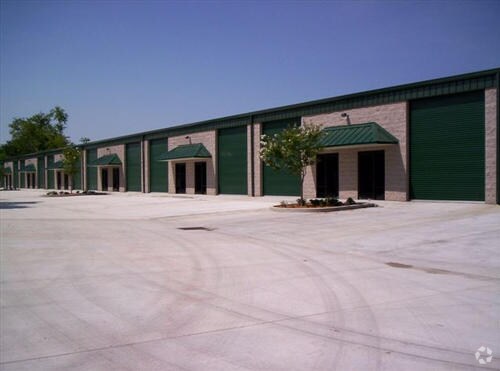 More Photos Of 947 Beville Rd, South Daytona Warehouse For Sale