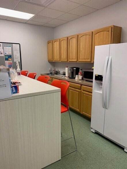 More Photos Of 1900 AM Dr, Quakertown Medical For Lease