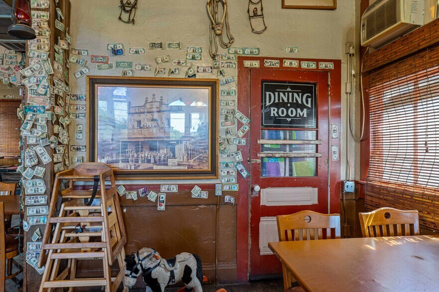 More Photos Of 30048 Yosemite Blvd, La Grange Bar For Sale