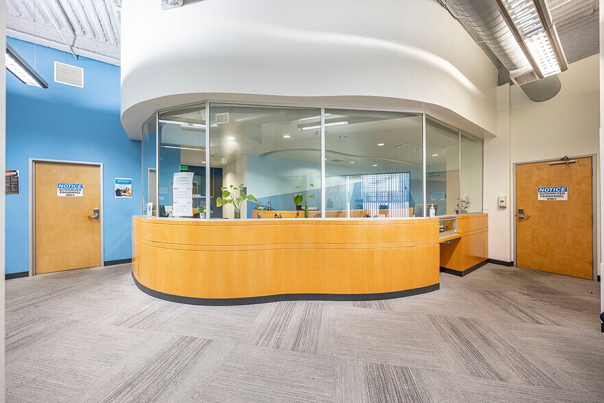 More Photos Of 5301 Whittier Blvd, Los Angeles Office For Lease