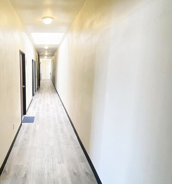 More Photos Of 5344 Long Beach Blvd, Long Beach Storefront Retail Office For Lease