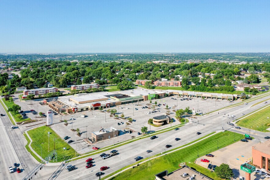 More Photos Of 13215-13483 W Center Rd, Omaha Unknown For Lease