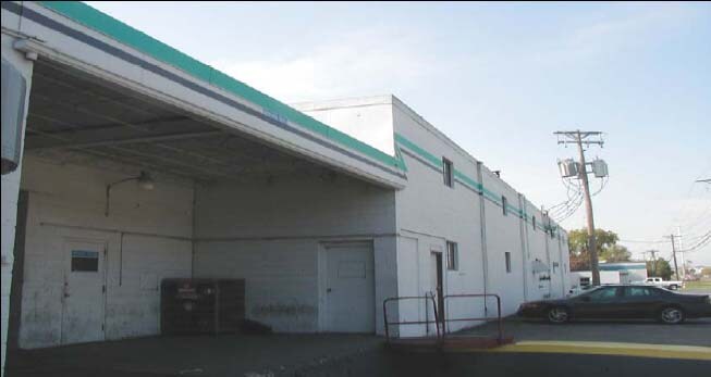 More Photos Of 1430 County Road C W, Roseville Warehouse For Lease