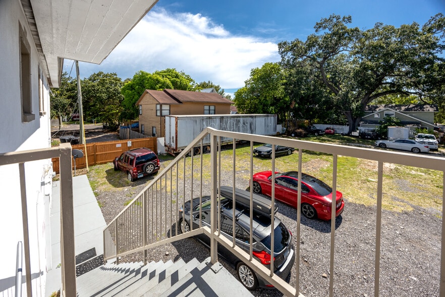 More Photos Of 923 Dr. Martin Luther King Jr St S, Saint Petersburg Storefront Retail Residential For Sale