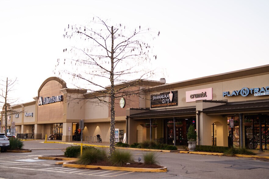 More Photos Of 2668 Johnston St, Lafayette Unknown For Lease