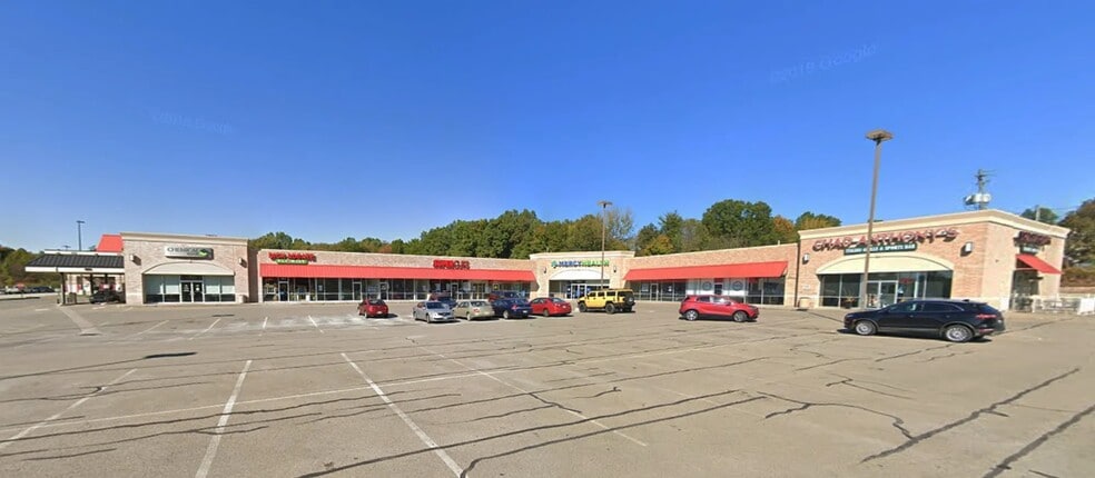 More Photos Of 4680-4718 Belmont Ave, Youngstown Storefront For Sale