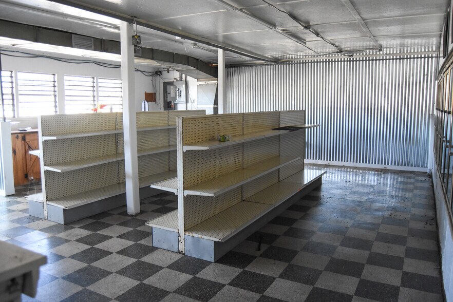 More Photos Of 51940 Highway 77, Talladega Convenience Store For Sale