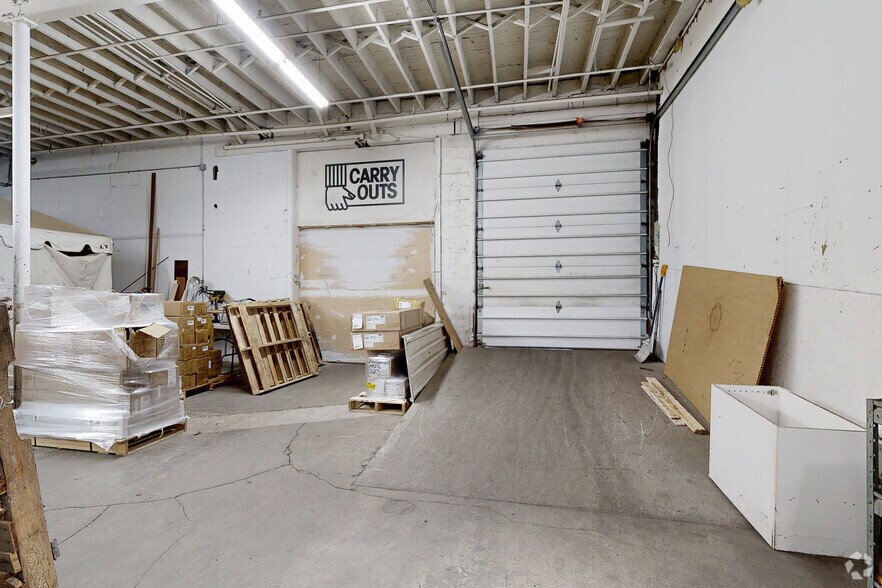 More Photos Of 107 Norris Dr, Rochester Warehouse For Lease