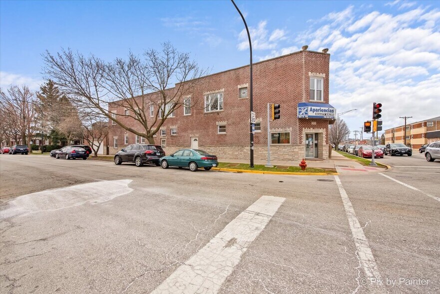 More Photos Of 5801 W 16th St, Cicero Multifamily For Sale