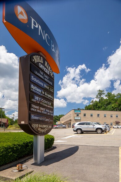 More Photos Of 2500-2510 Baldwick Rd, Pittsburgh Office For Sale