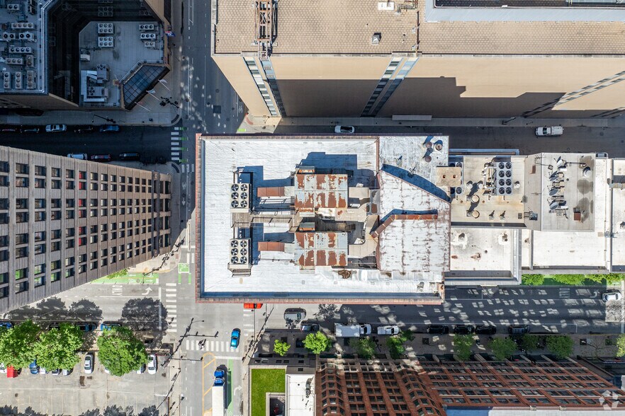 More Photos Of 542-550 S Dearborn St, Chicago Office For Lease