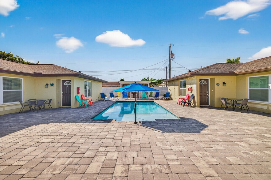 More Photos Of 624 SE 46th St, Cape Coral Apartments For Sale