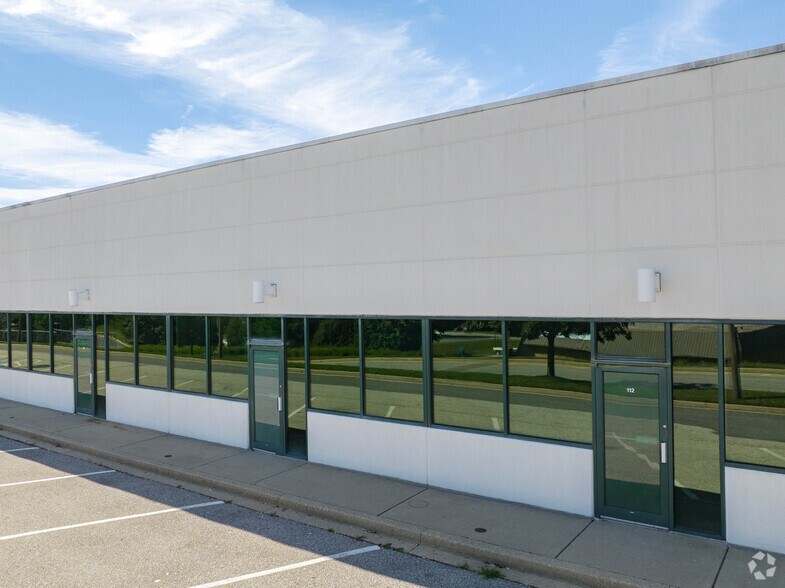 More Photos Of 1380 Progress Way, Eldersburg Medical For Sale