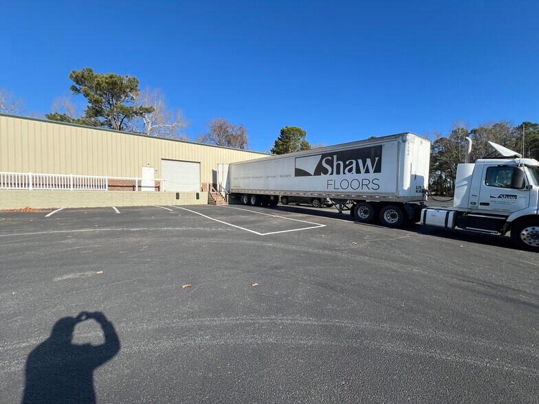 More Photos Of 4315 Magnum St, Little River Warehouse For Lease