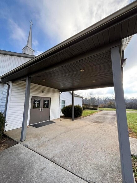 More Photos Of 5010 OH-13, New Lexington Religious Facility For Sale