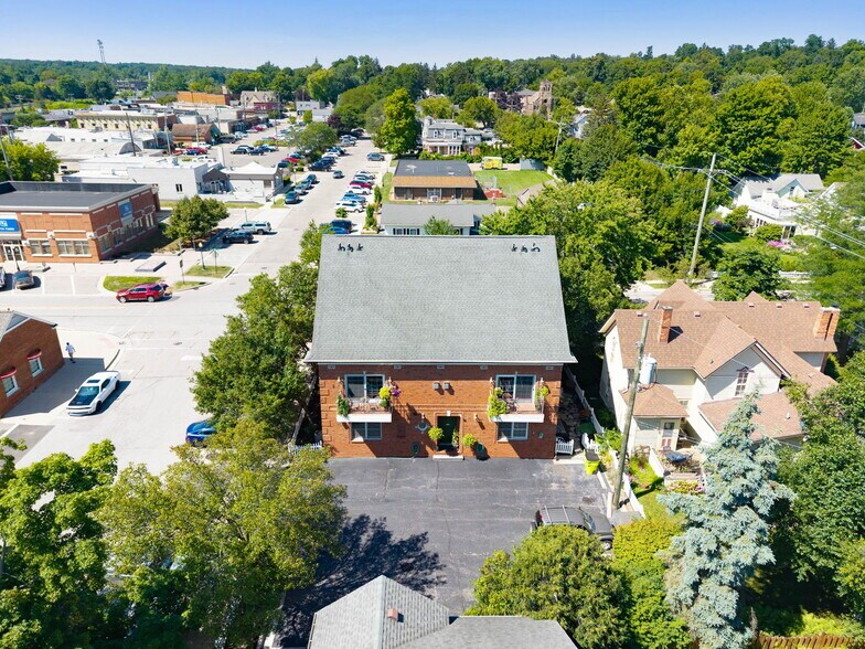 More Photos Of 206 E Liberty St, Milford Office For Sale