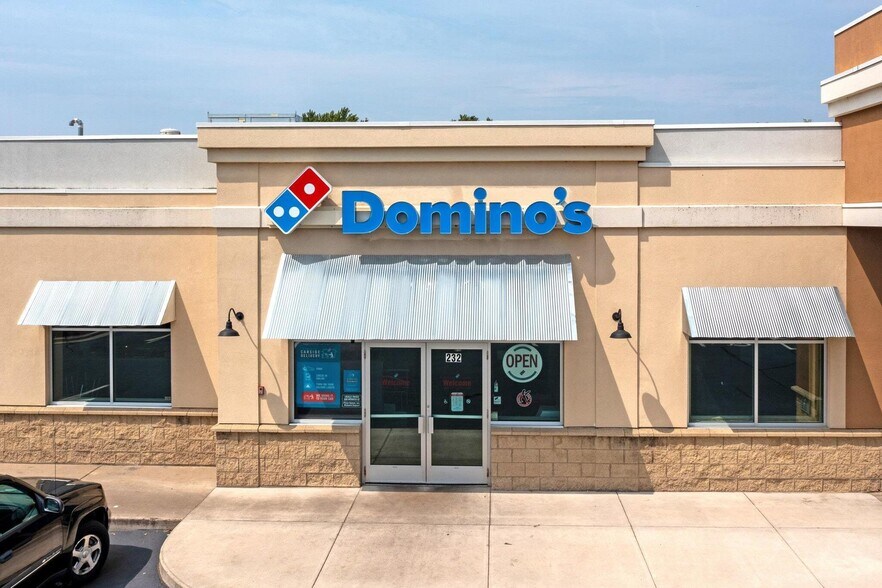 More Photos Of 236 1st St W, Waconia Unknown For Lease