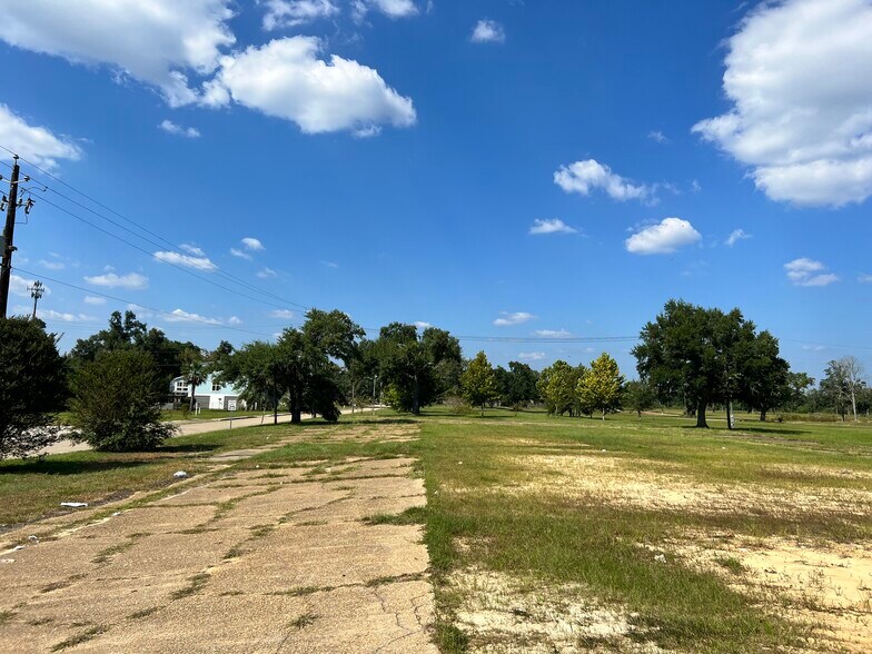 More Photos Of 100 Brady Dr, Biloxi Land For Sale