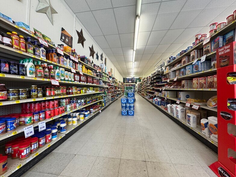 More Photos Of 100 W 2nd St, Sutherland General Retail For Sale