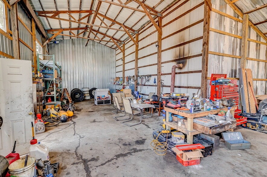 More Photos Of 440 W Pontoon Rd, Granite City Land For Sale