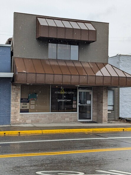 More Photos Of 329 E Main St, Auburn Loft Creative Space For Lease