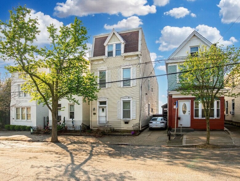 More Photos Of 241 Klotter Ave, Cincinnati Apartments For Sale