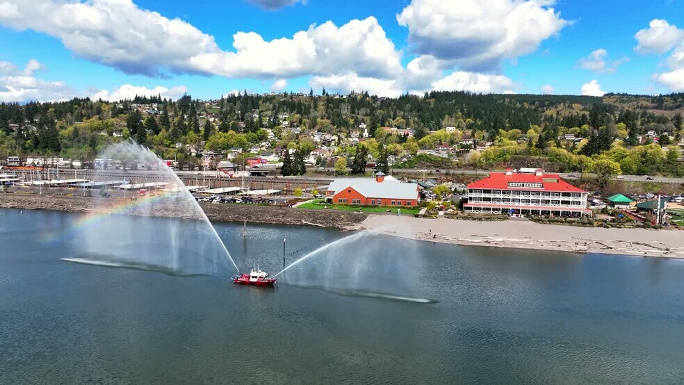 Primary Photo Of 254 Hendrickson Dr, Kalama Restaurant For Lease