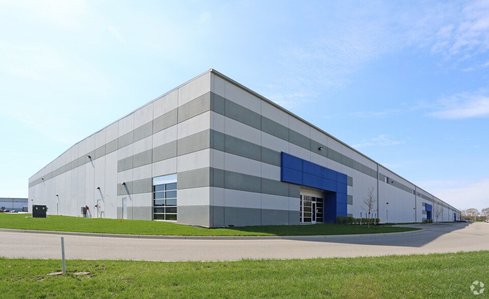 More Photos Of 6054 Shook Rd, Lockbourne Warehouse For Lease