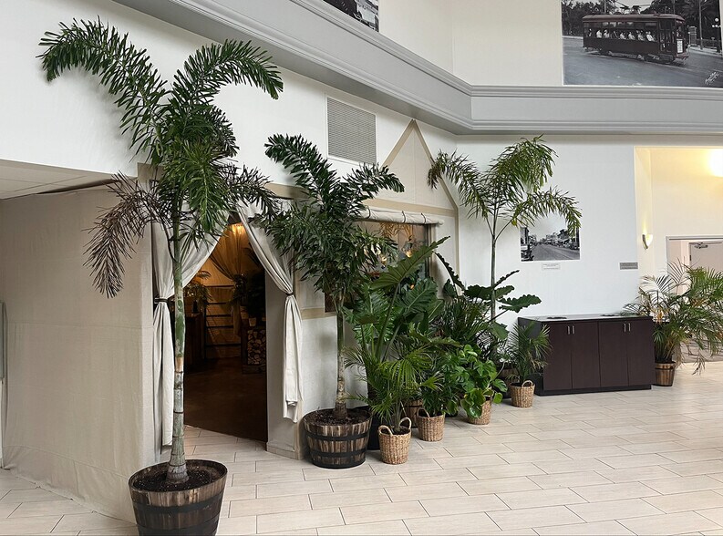 More Photos Of 6302 E Dr Martin Luther King Jr Blvd, Tampa Office For Lease