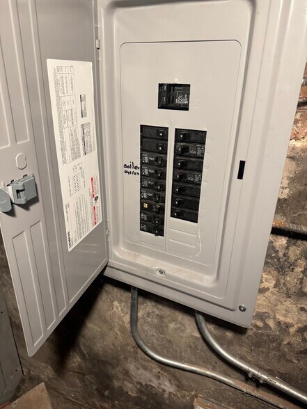 More Photos Of 5001 S Hermitage Ave, Chicago Religious Facility For Sale