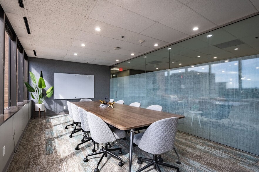 More Photos Of 4100 Alpha Rd, Dallas Coworking Space