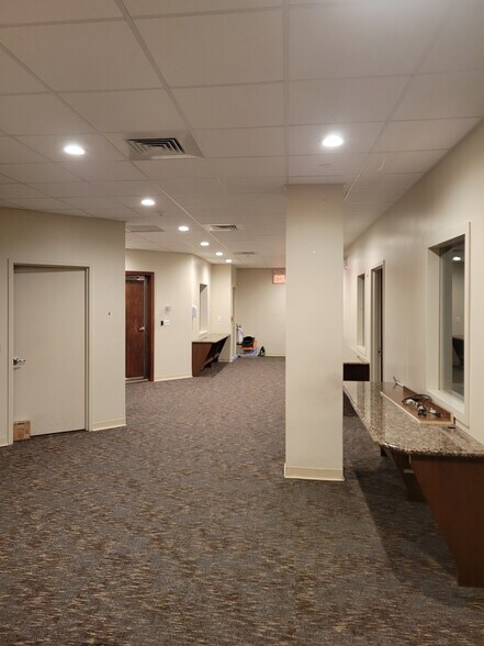More Photos Of 324 W 125th St, New York Storefront For Lease