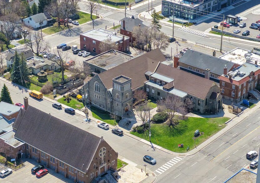 More Photos Of 151 Lakeshore Rd W, Mississauga Land For Sale
