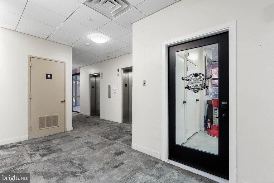 More Photos Of 1420 Locust St, Philadelphia Apartments For Sale