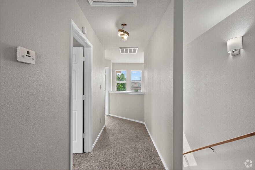 More Photos Of 1502 Claremont Cir, Marble Falls Apartments For Sale