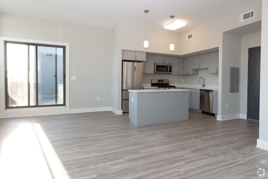 More Photos Of 22 Center St, Metuchen Apartments For Sale