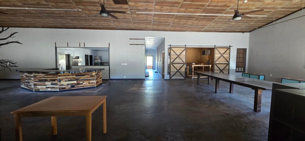 More Photos Of 382 Sudderth Dr, Ruidoso General Retail For Lease
