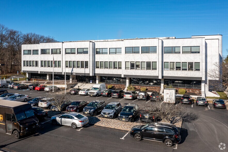 More Photos Of 890 Mountain Ave, Berkeley Heights Medical For Lease