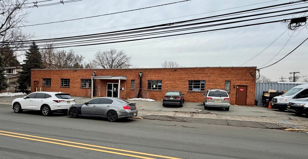 More Photos Of 320 Colfax Ave, Clifton Manufacturing For Lease