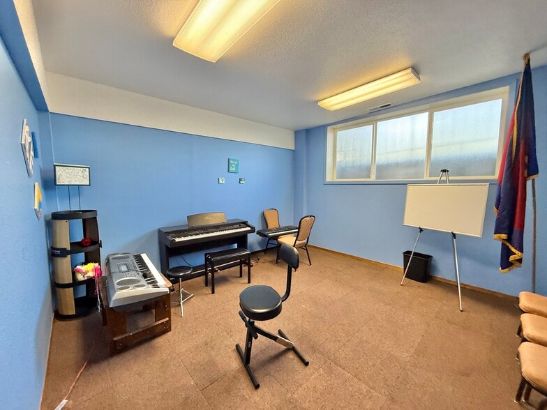 More Photos Of 303 W Clark St, Pasco Religious Facility For Sale