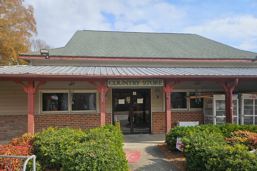 Primary Photo Of , Powder Springs General Retail For Sale