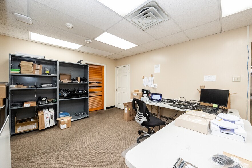 More Photos Of 67-73 Harry St, Conshohocken Office For Lease