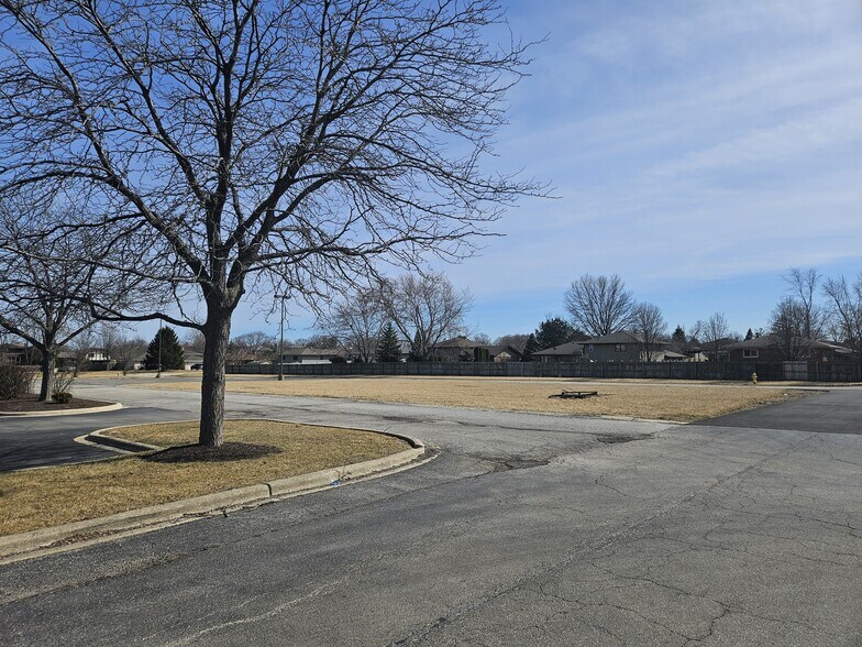 More Photos Of 14328 Pinewood Dr, Orland Park Land For Sale