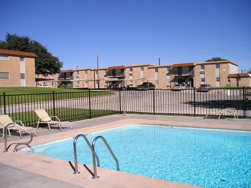 Primary Photo Of 4125 Ben Ficklin Rd, San Angelo Apartments For Sale