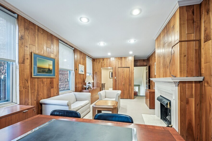 More Photos Of 1710-1712 Locust St, Philadelphia Office Residential For Sale
