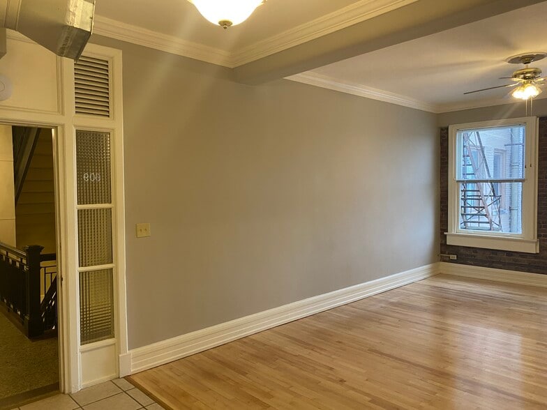 More Photos Of 306 W Main St, Frankfort Coworking Space