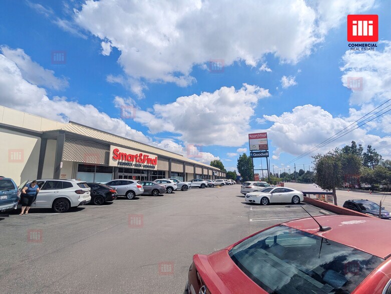 More Photos Of 6535-6585 Foothill Blvd, Tujunga General Retail For Lease