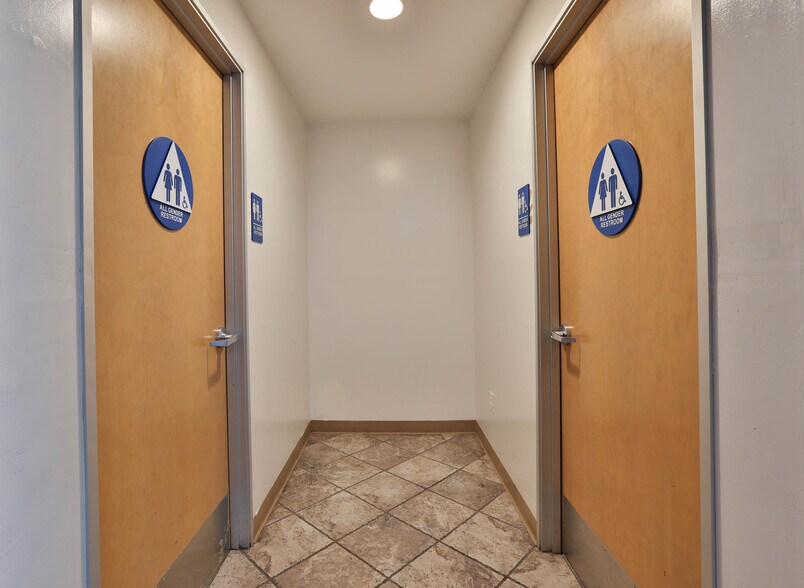 More Photos Of 1925-1949 Concourse Dr, San Jose Light Distribution For Lease